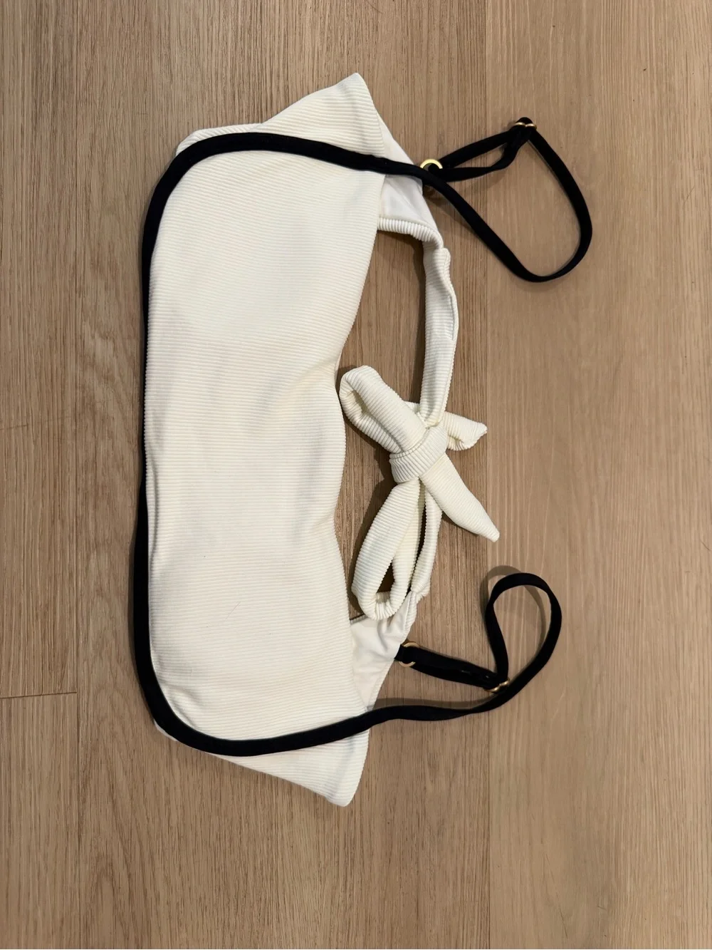 l*space White Bikini Top with Black Contrast Trim